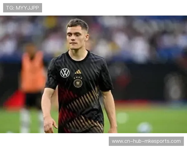 勒沃库森推进课上维尔茨的节奏变化让后卫疲于应对 勒沃库森推进课上维尔茨的节奏变化让后卫疲于应对