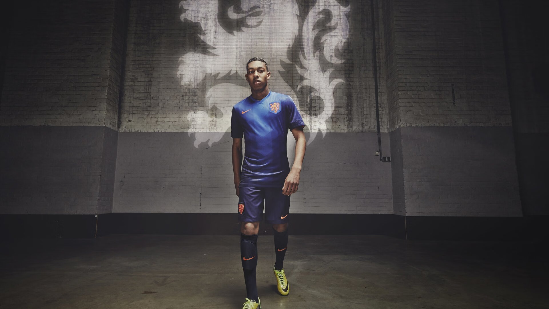 决赛对抗激烈 克莱尔展现大将之风，克莱尔完成比赛